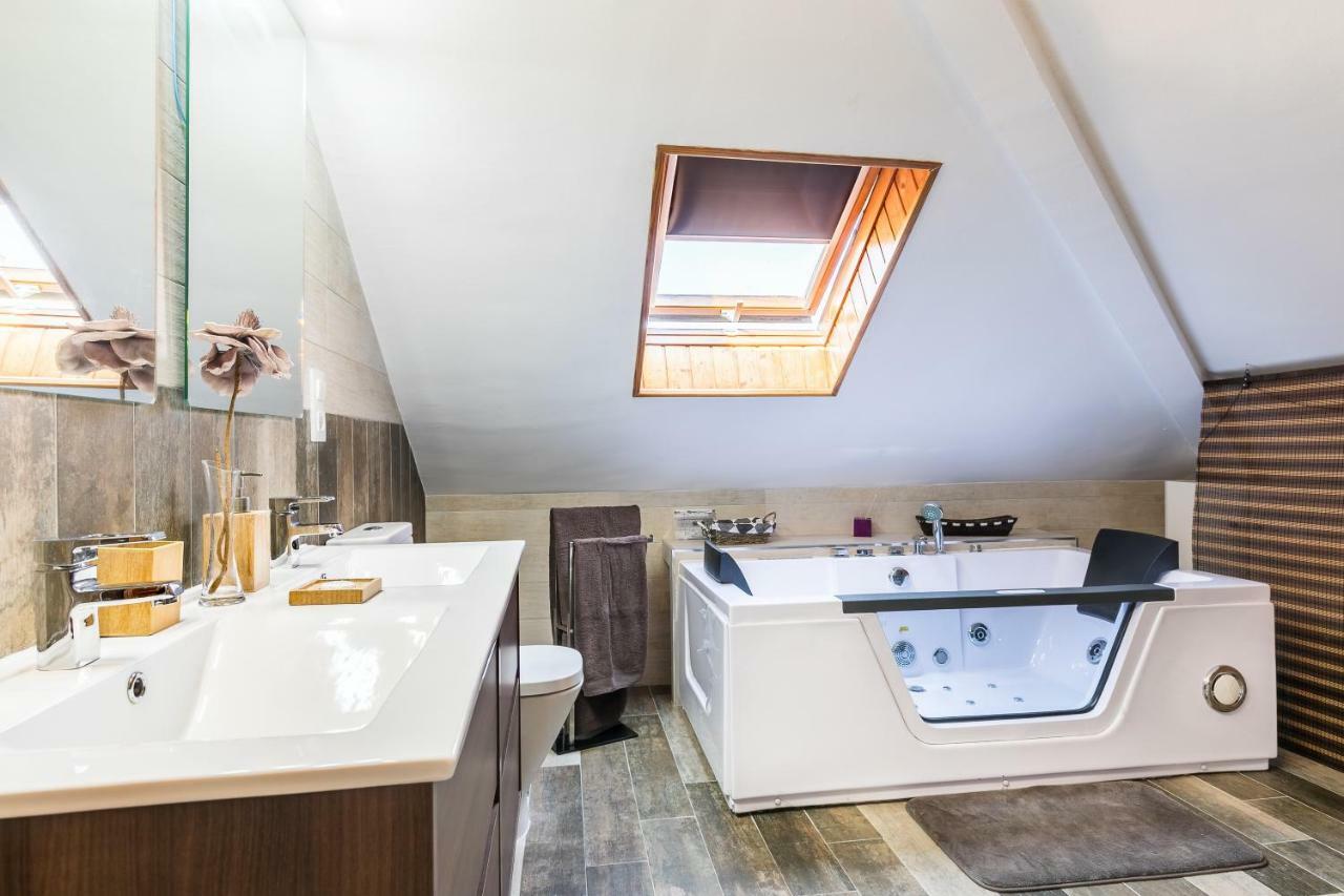 Apartamentos Turisticos Turistoledo Eksteriør billede