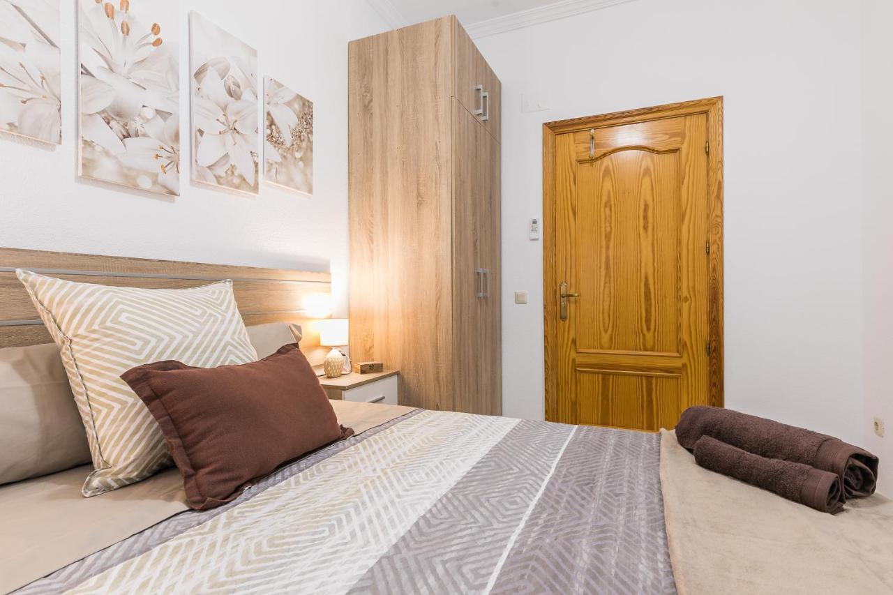 Apartamentos Turisticos Turistoledo Eksteriør billede